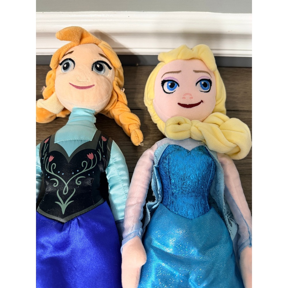 Disney Store Frozen Anna Elsa Plush Doll Set